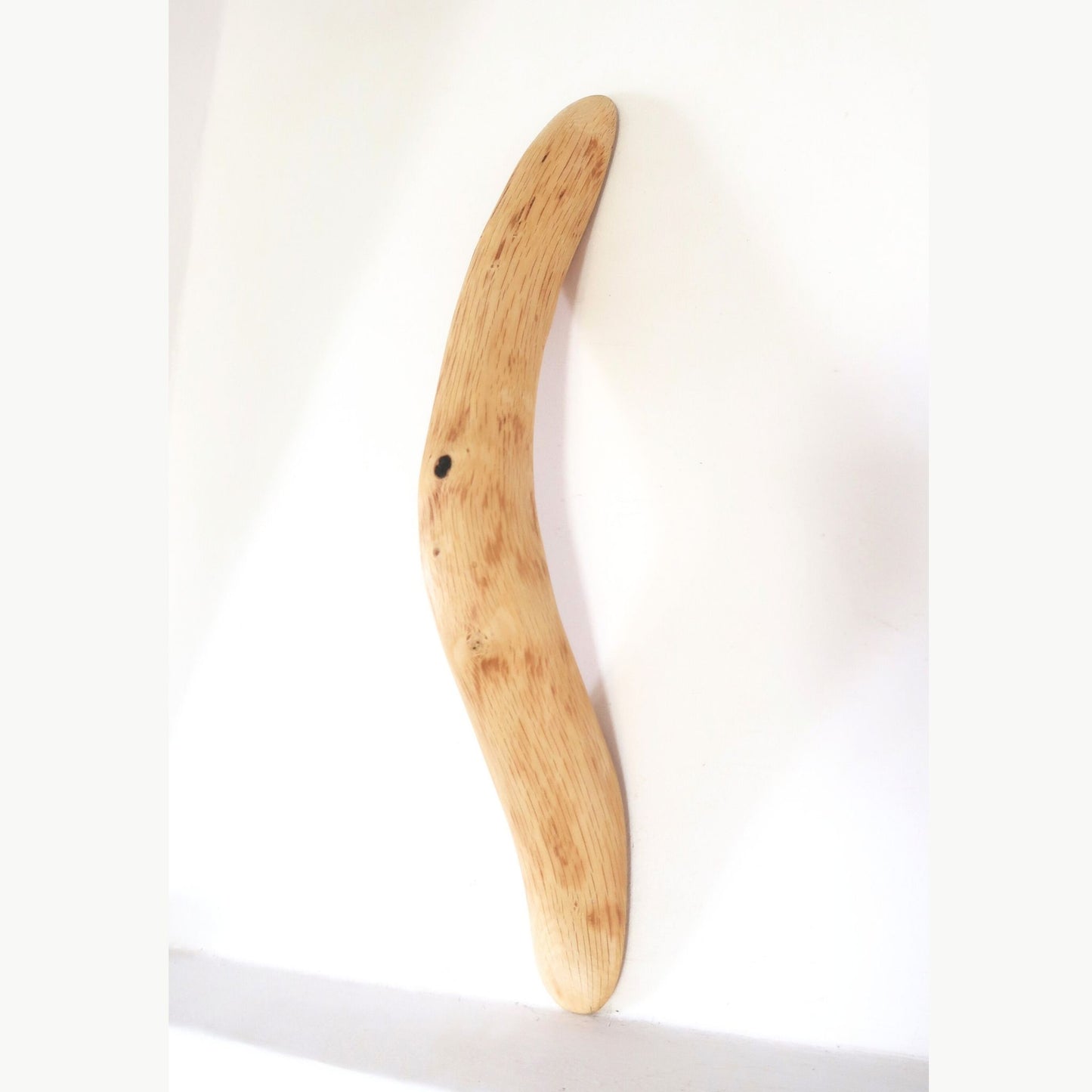 natural finish oak handle, light tone wood