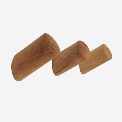 oak-wood-coat-hooks-by-Les-Decor