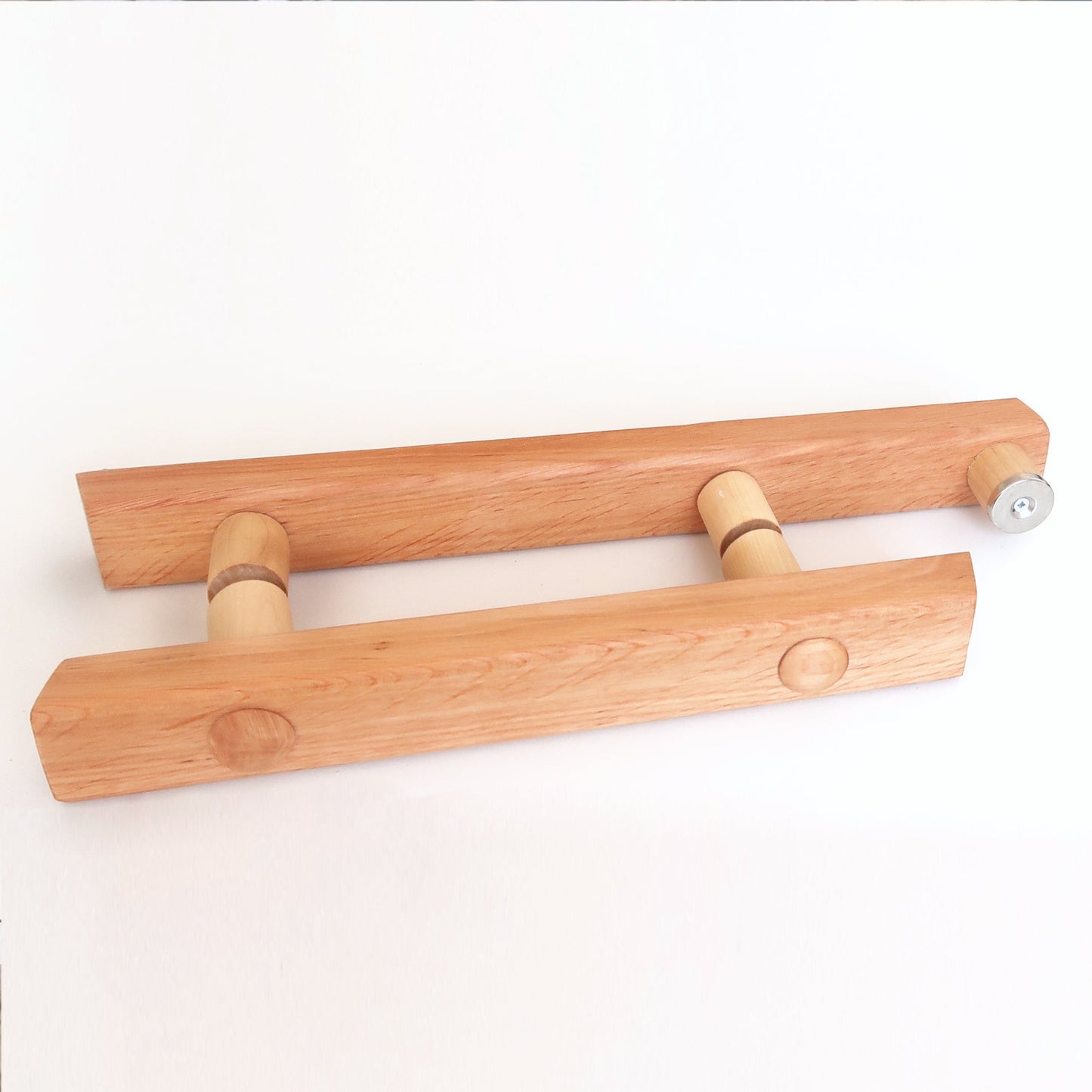  Rear side of a solid alder magnetic sauna door handle