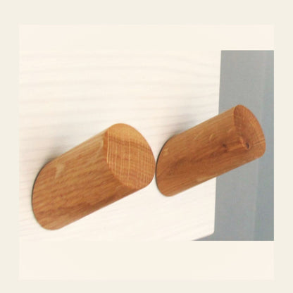 Minimal Oak Wall Hook – Scandinavian Wooden Peg
